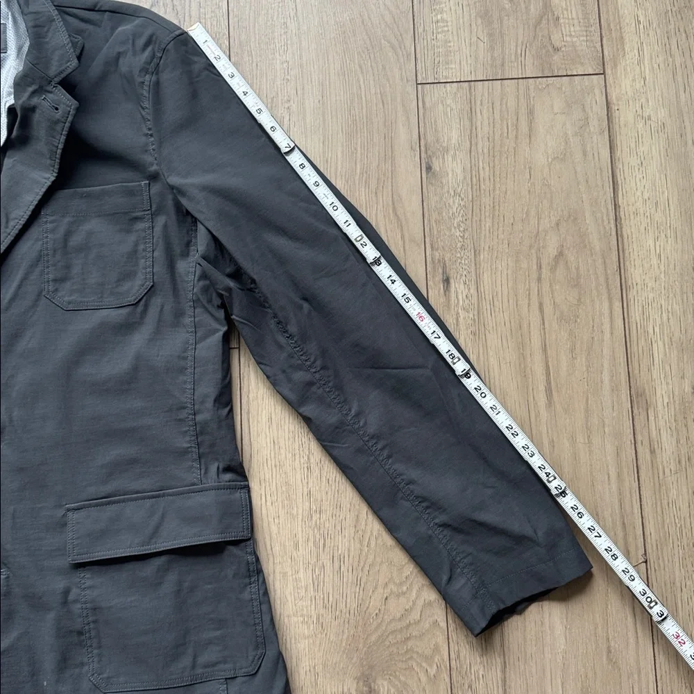 Eddie Bauer Travex Charcoal Gray Jacket Men’s Size T46